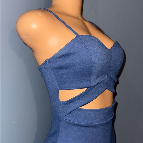 Windsor Cut-Out Bodycon Dress - Size small - Picture 3 of 6